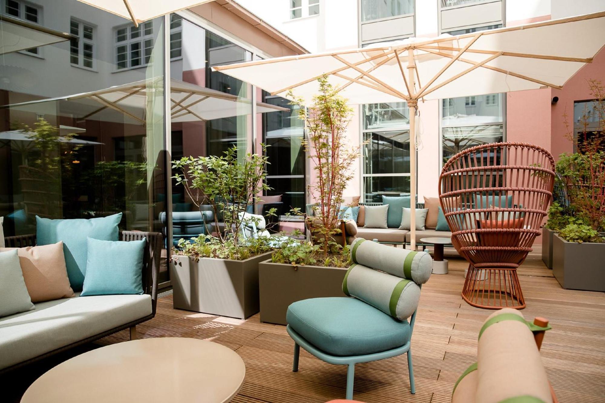Motel One Hannover-Oper Экстерьер фото