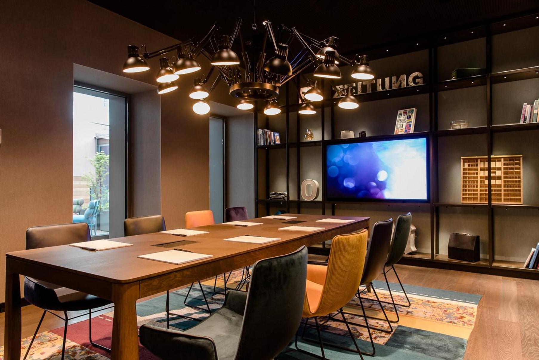 Motel One Hannover-Oper Экстерьер фото